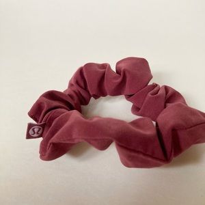 Maroon scrunchie